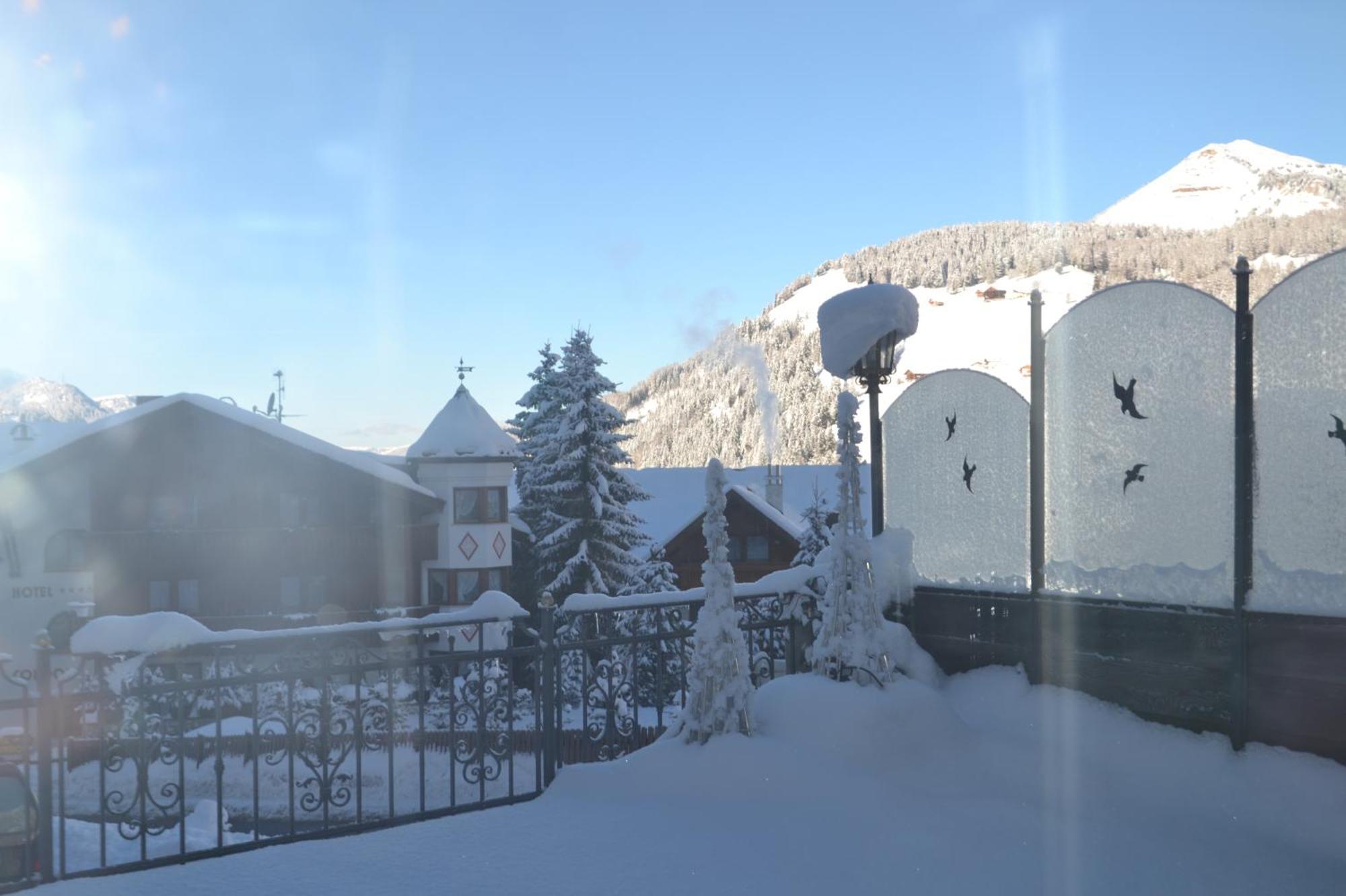 Hotel Scoiattolo Selva di Val Gardena Esterno foto