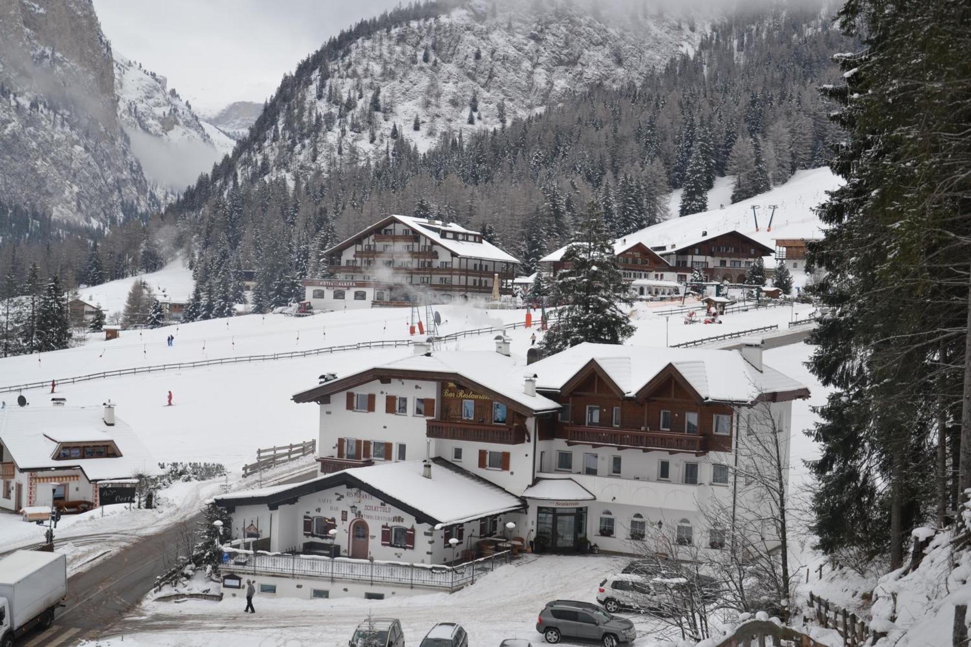Hotel Scoiattolo Selva di Val Gardena Esterno foto